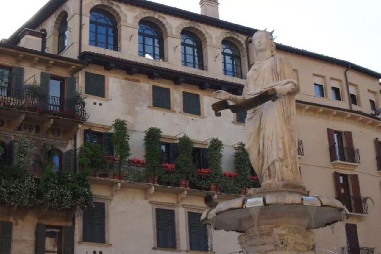 Truly Verona Exterior photo